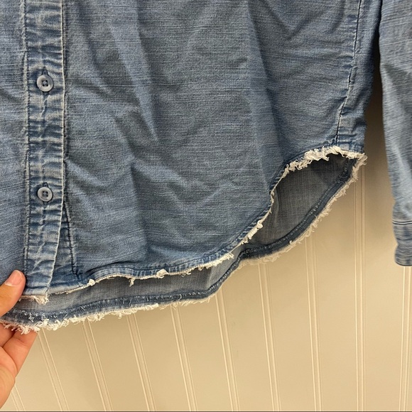 Anthropologie | Cloth & Stone Caffrey Chambray Button down Sz M - Picture 5 of 8